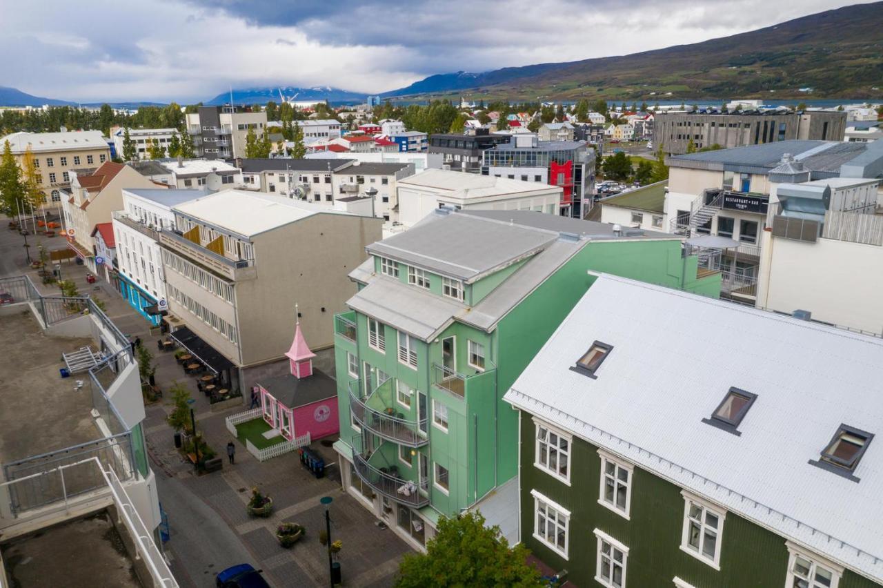 Appartement Penthouse On The Main Street, Town Center à Akureyri Extérieur photo